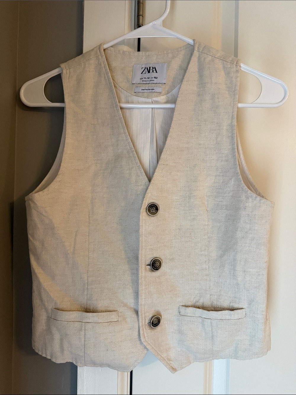 ZARA Natural Cream Linen-Blend Button Vest